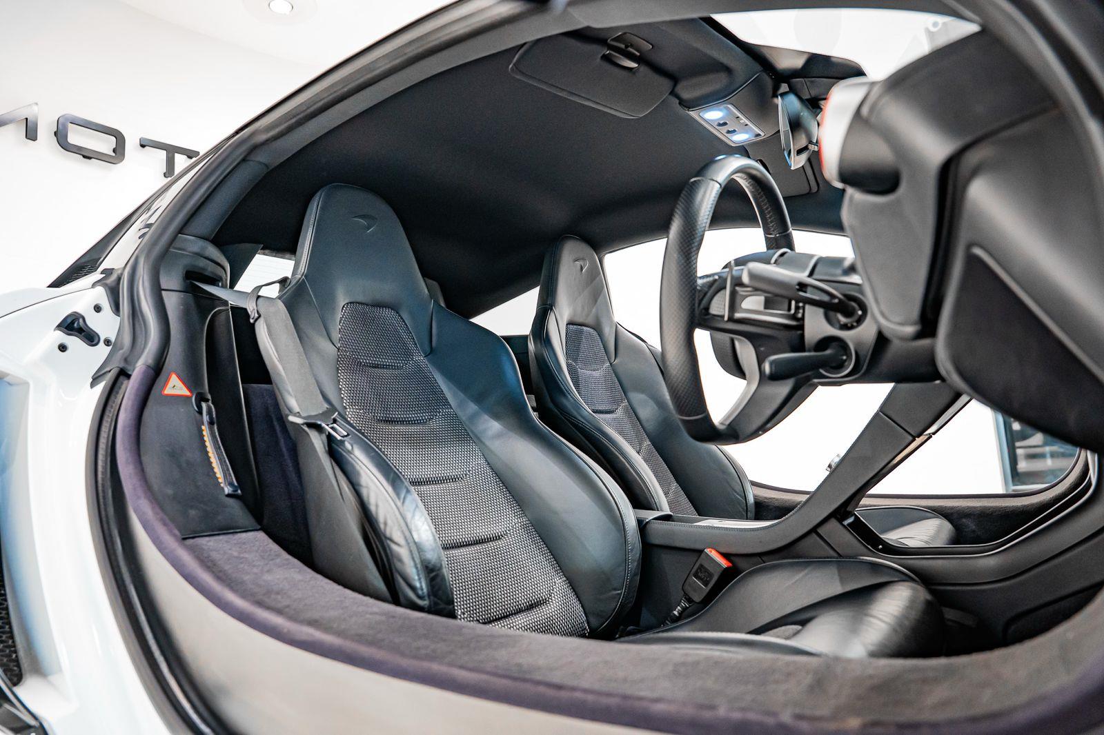 2013 McLaren MP4-12C Coupe, photo 5 of 39