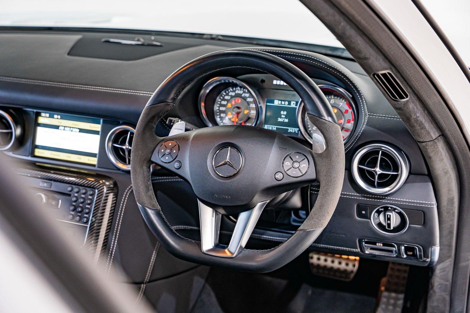 2013 Mercedes-Benz SLS AMG Coupe, photo 16 of 29