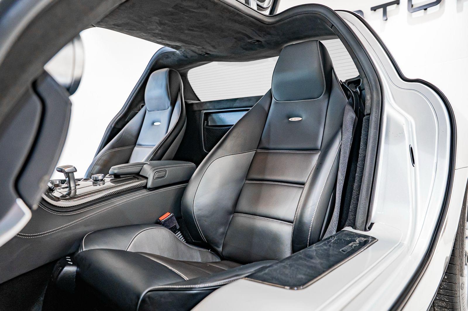 2013 Mercedes-Benz SLS AMG Coupe, photo 22 of 29