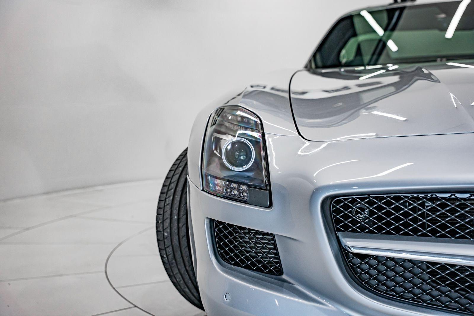 2013 Mercedes-Benz SLS AMG Coupe, photo 28 of 29