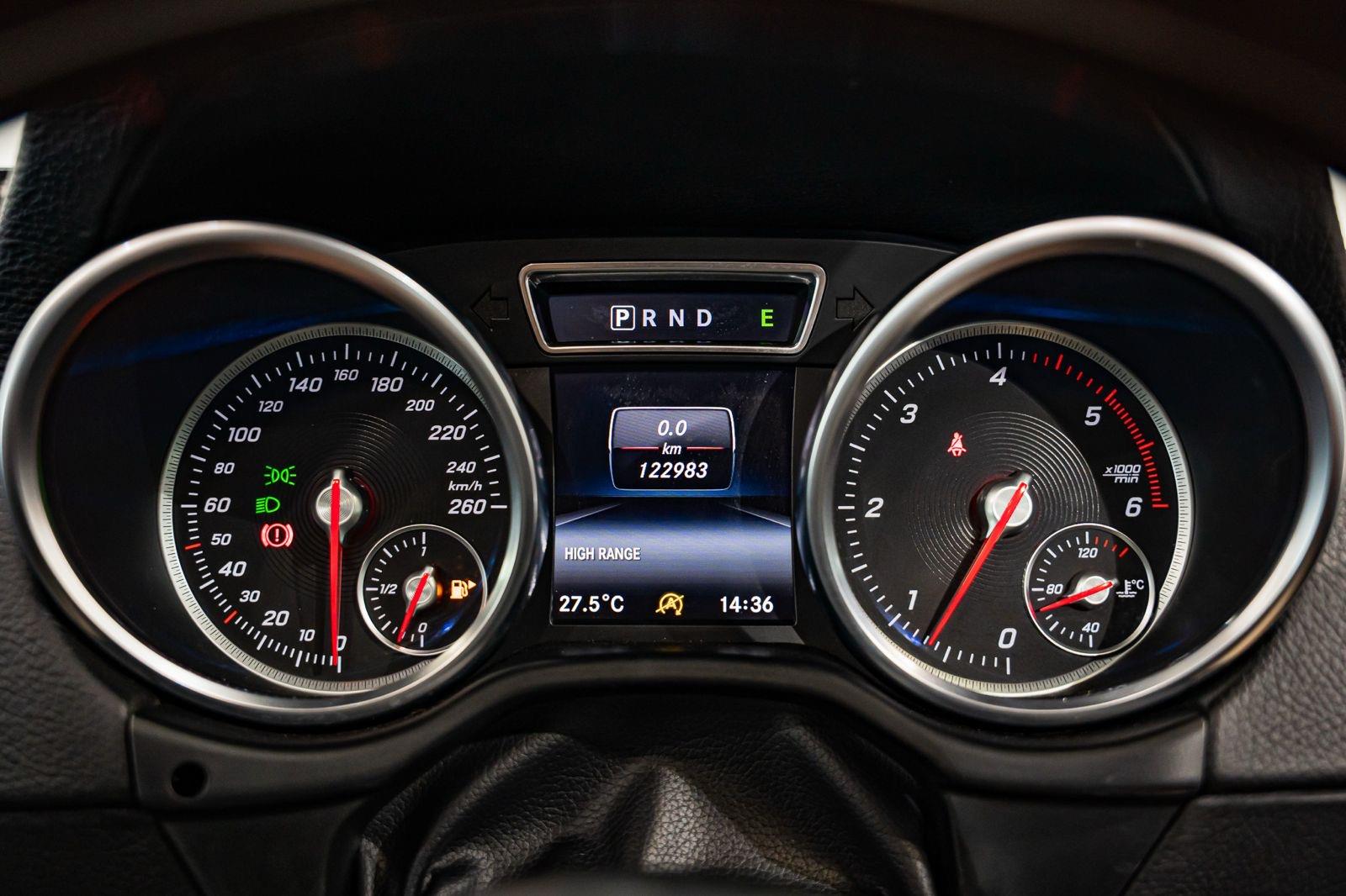 2016 Mercedes-Benz G-Class G350d, photo 32 of 36