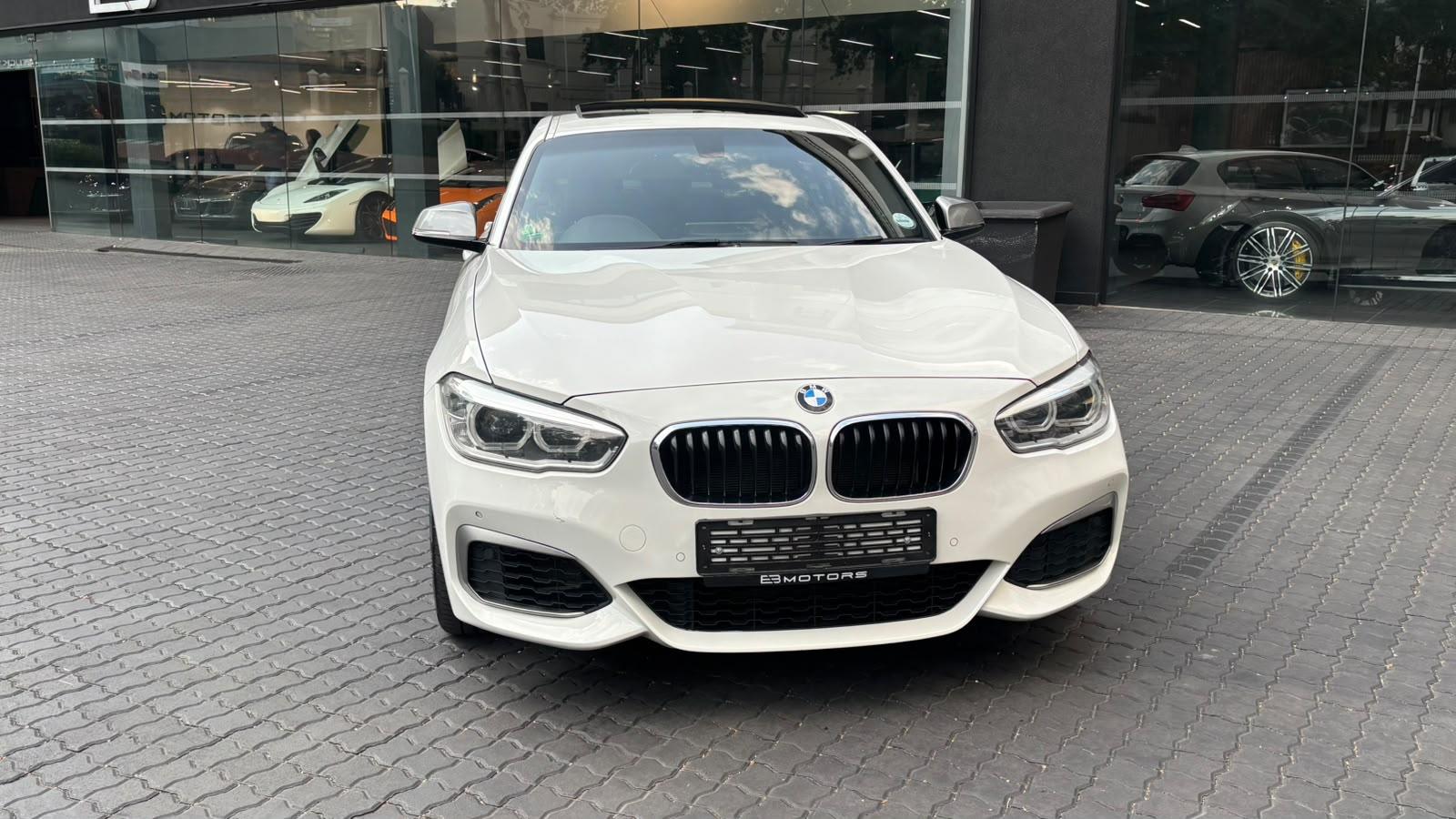 2017 BMW 1 Series M140i 5-Door Sports-Auto, photo 1 of 13