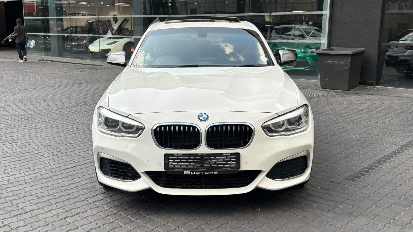 2017 BMW 1 Series M140i 5-Door Sports-Auto, photo 12 of 13