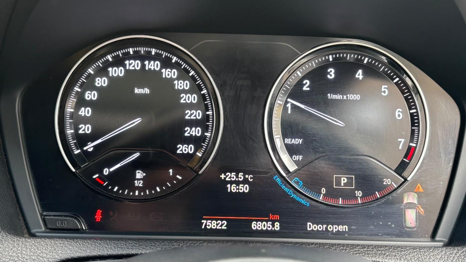 2017 BMW 1 Series M140i 5-Door Sports-Auto, photo 9 of 13