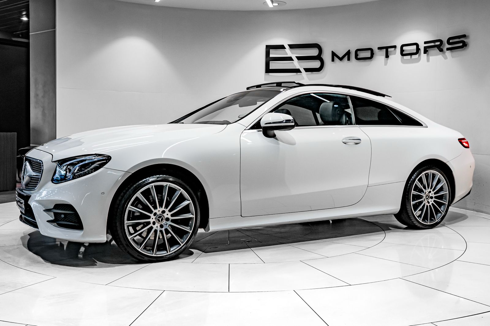 2017 Mercedes-Benz E-Class E220d Coupe AMG Line, photo 2 of 23