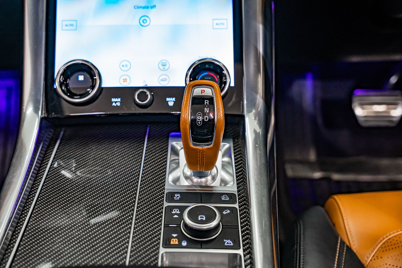 2019 Land Rover Range Rover Sport SVR Carbon Edition, photo 8 of 37