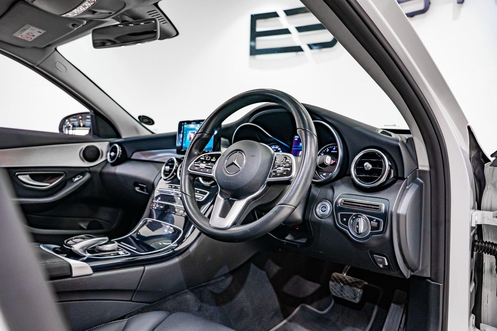 2019 Mercedes-Benz C-Class C180, photo 3 of 21