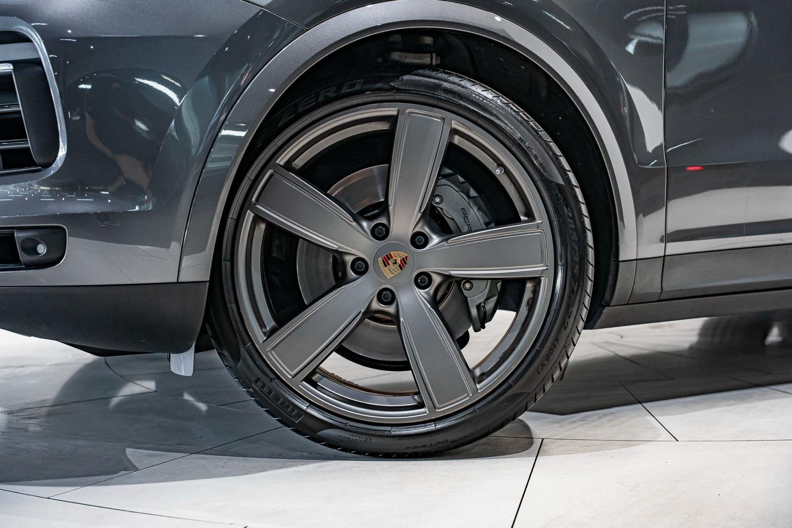 2020 Porsche Cayenne S Coupe, photo 15 of 27