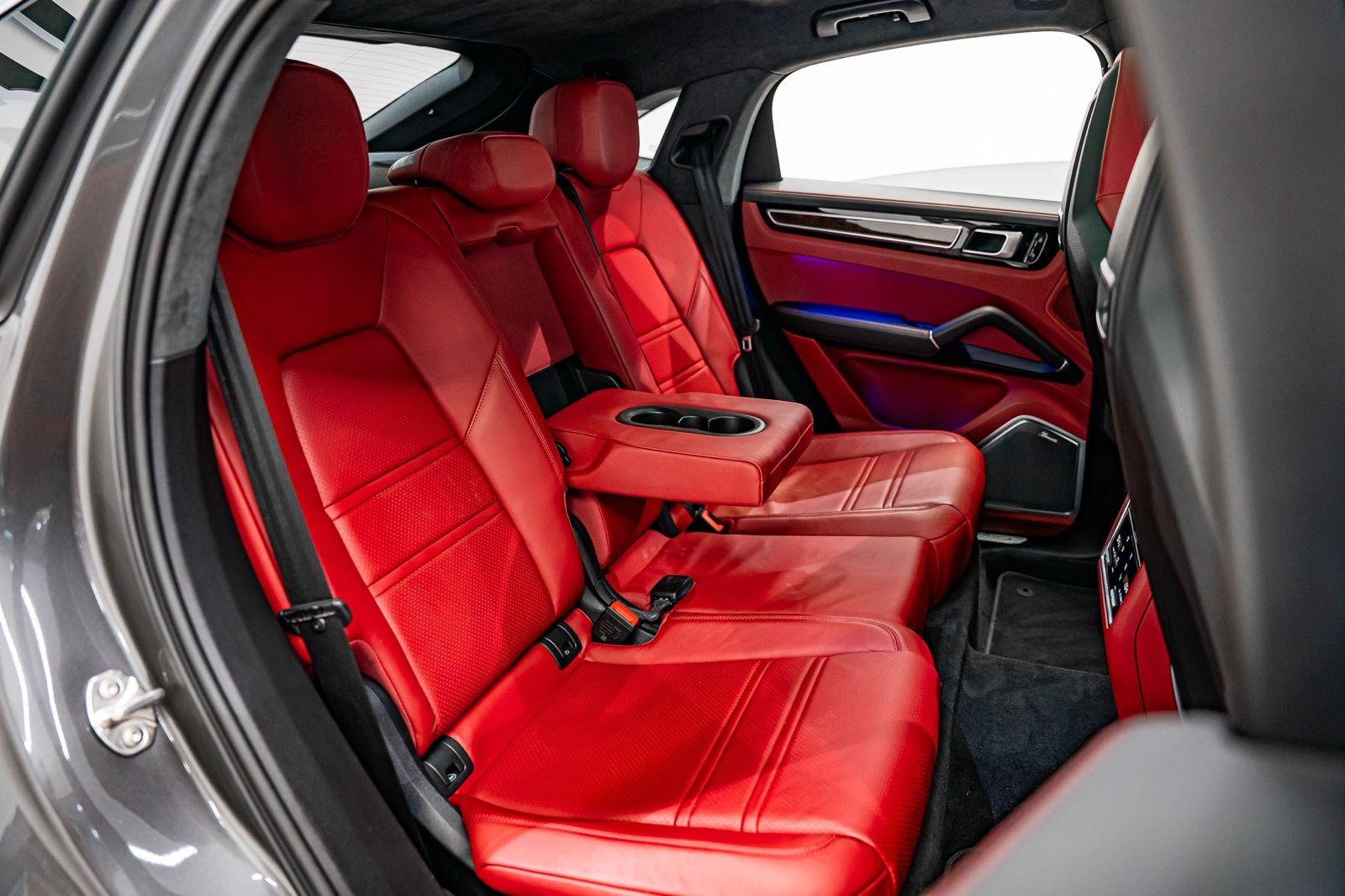 2020 Porsche Cayenne S Coupe, photo 21 of 27