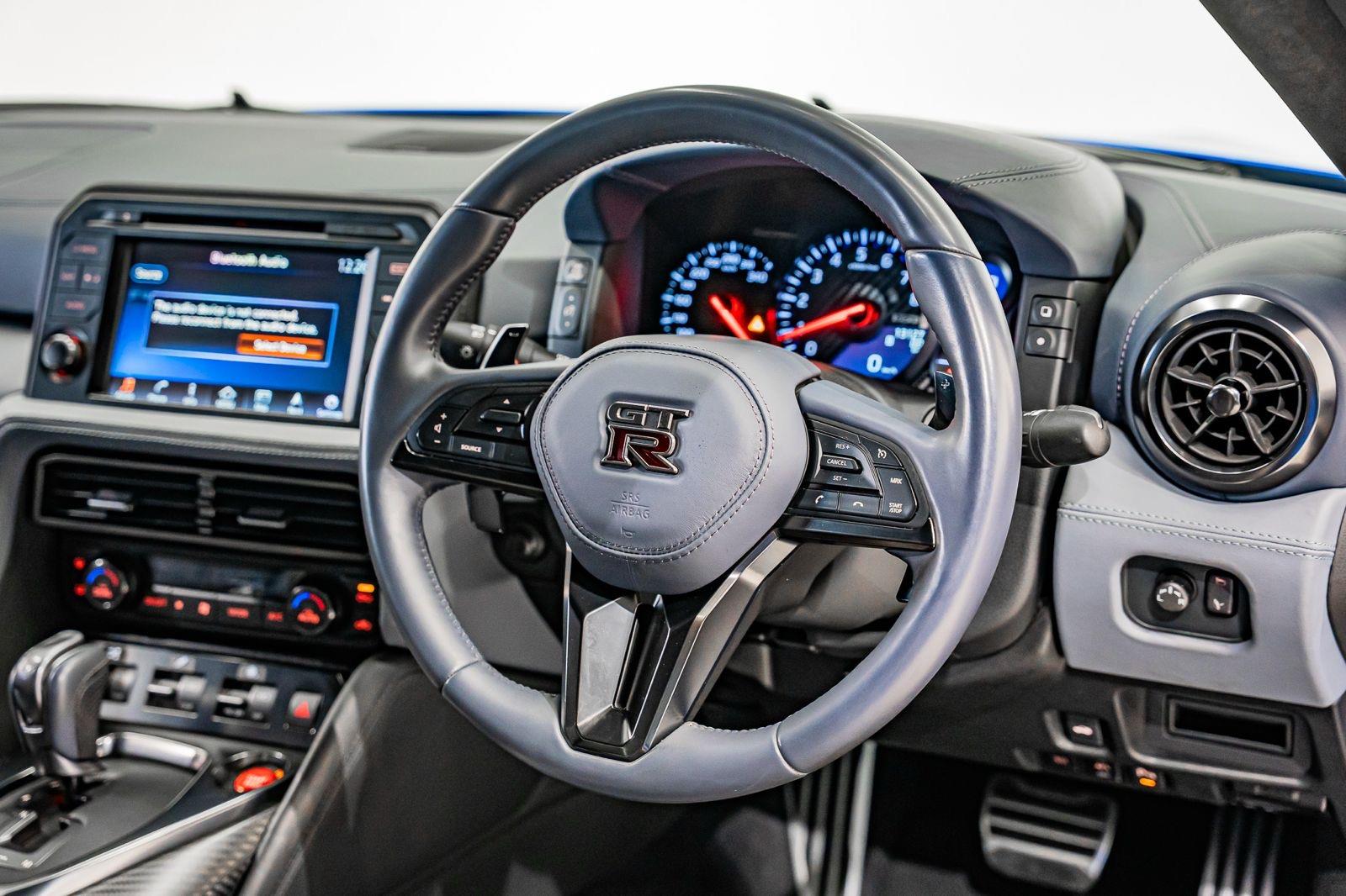 2021 Nissan GT-R 50th Anniversary Edition, photo 36 of 43