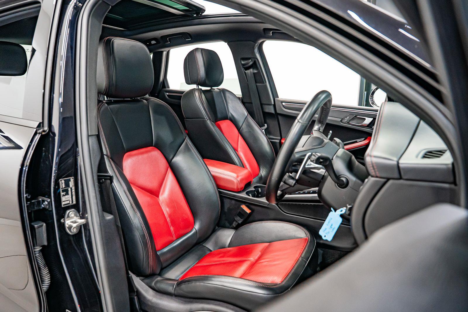 2022 Porsche Macan Macan, photo 11 of 22