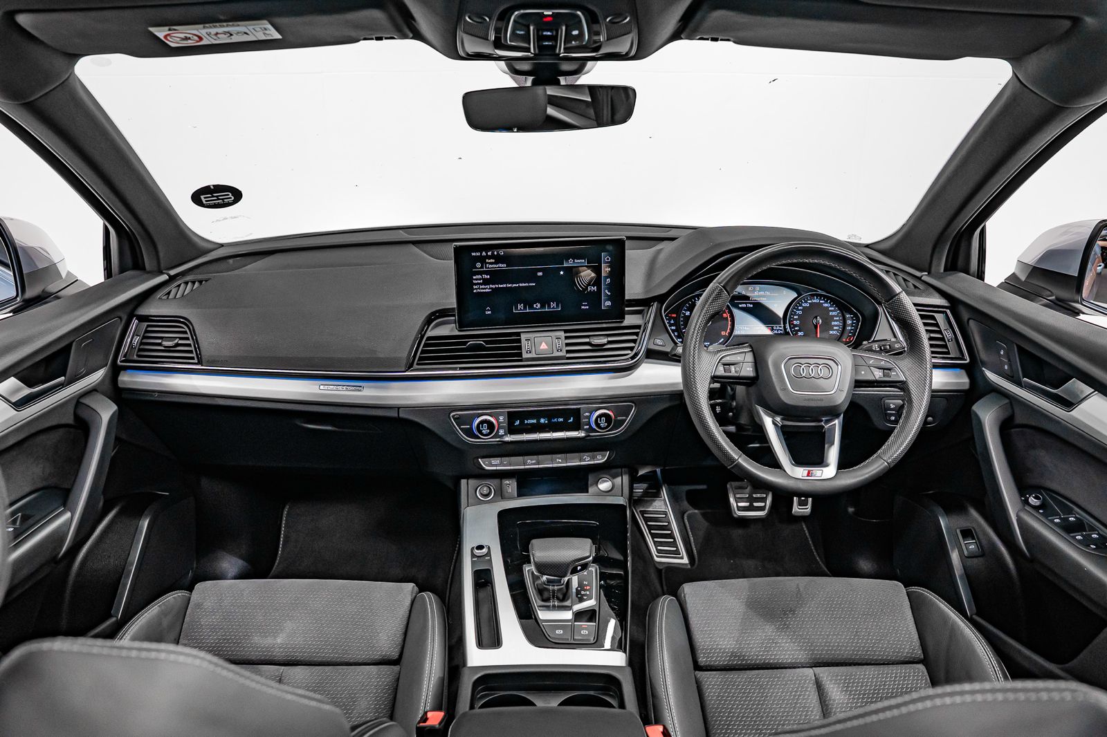2023 Audi Q5 40TDI Quattro Advanced, photo 11 of 24