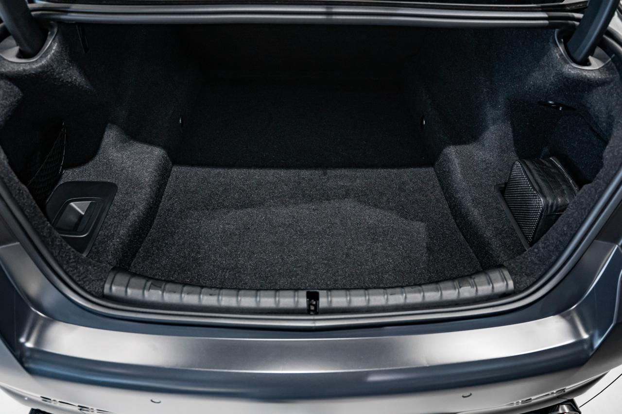 2023 BMW M5 CS, photo 9 of 46