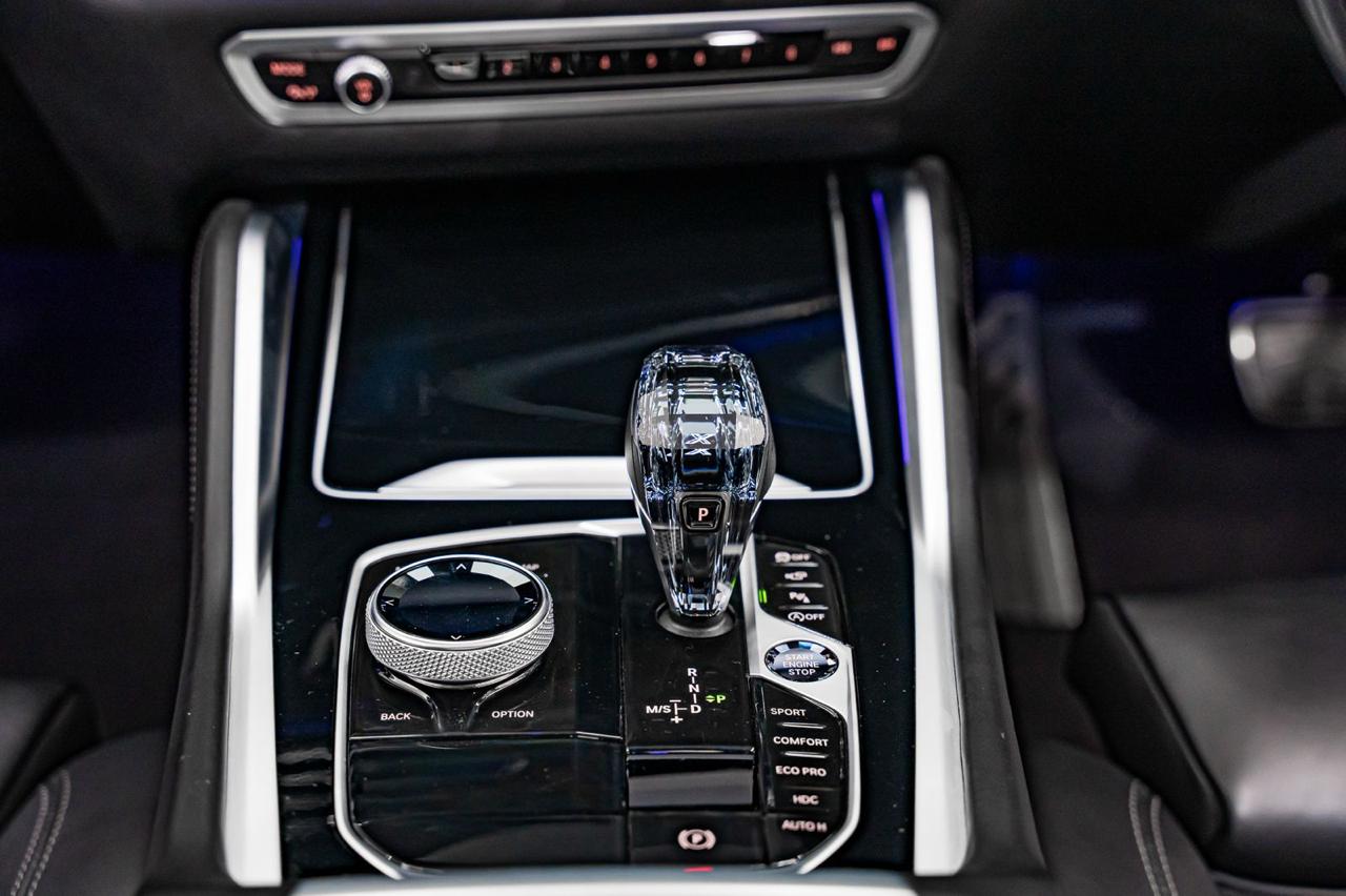 2023 BMW X6 M50d, photo 13 of 39