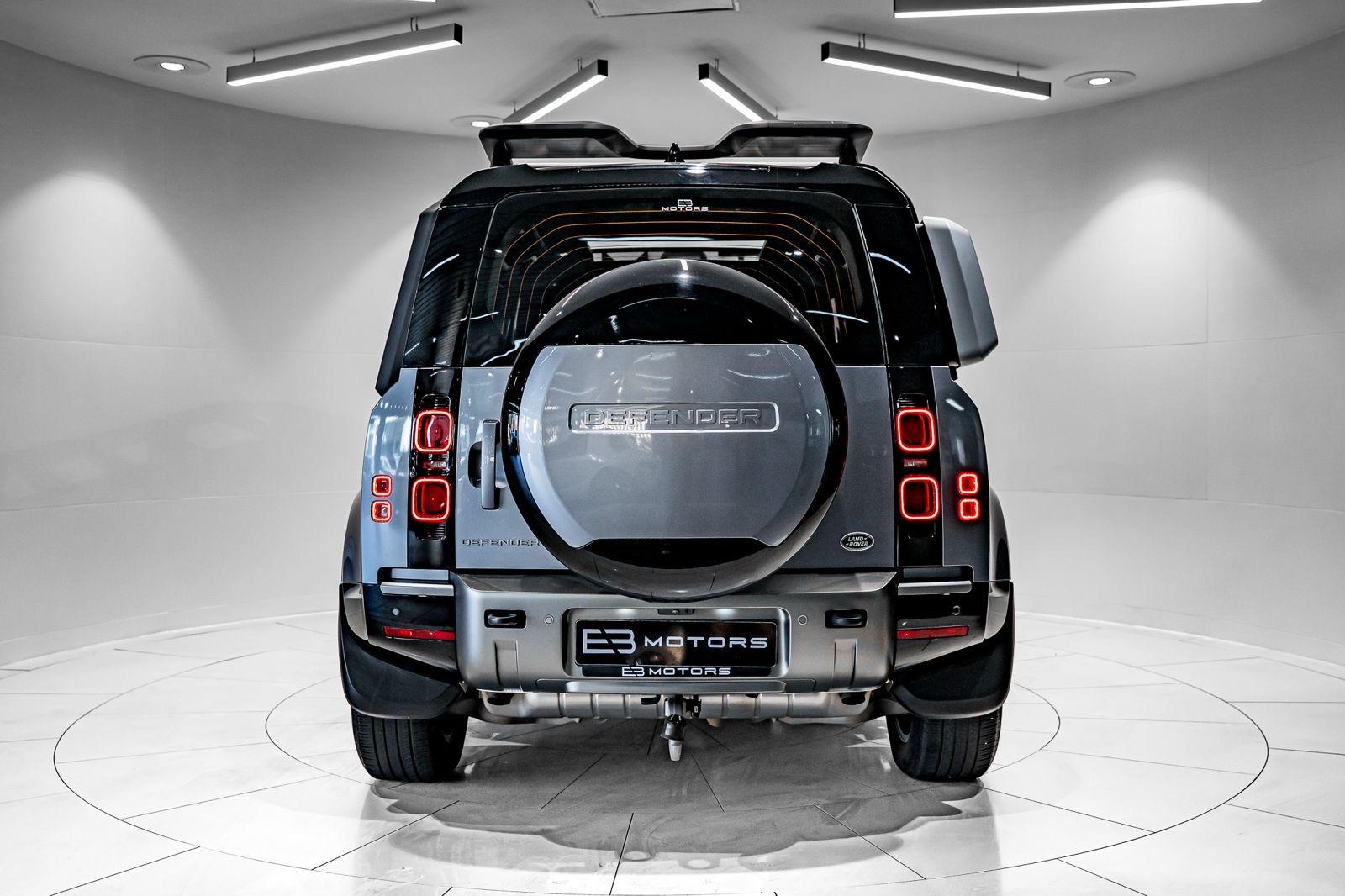 2023 Land Rover Defender 110 D300 X-Dynamic SE, photo 16 of 28