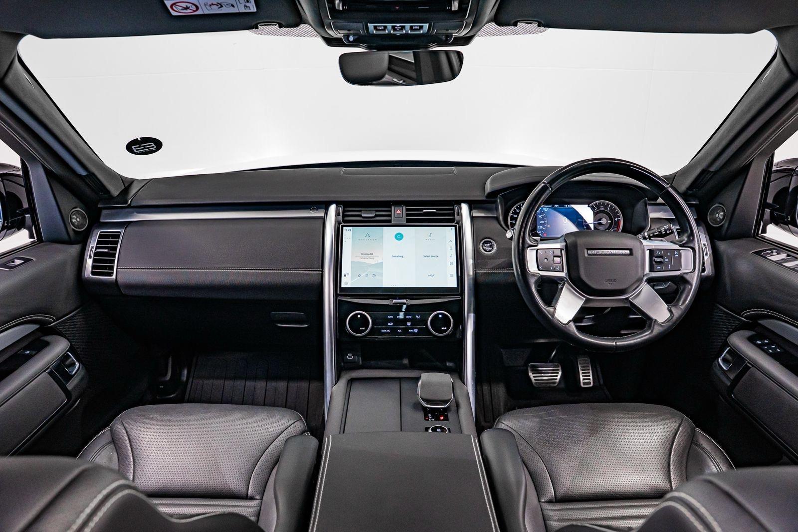 2023 Land Rover Discovery D300 R-Dynamic SE, photo 13 of 24