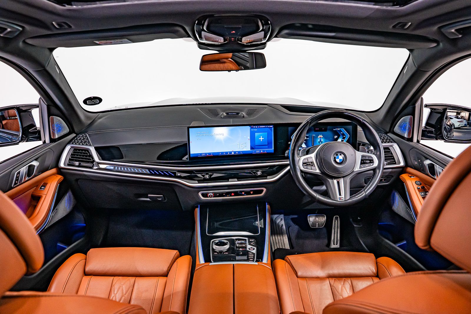 2024 BMW X5 M60i xDrive M Sport Pro, photo 14 of 33