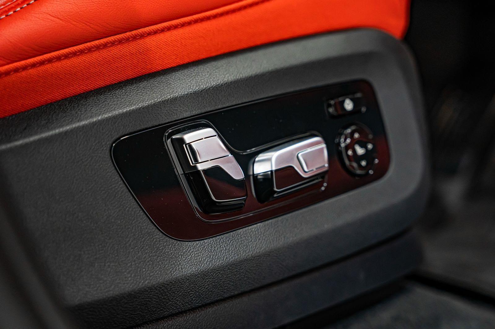2024 BMW XM XM, photo 15 of 29