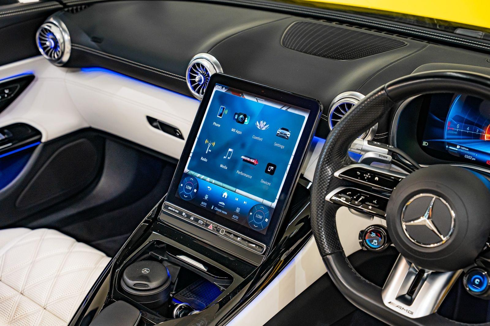 2024 Mercedes-AMG SL SL43, photo 15 of 28