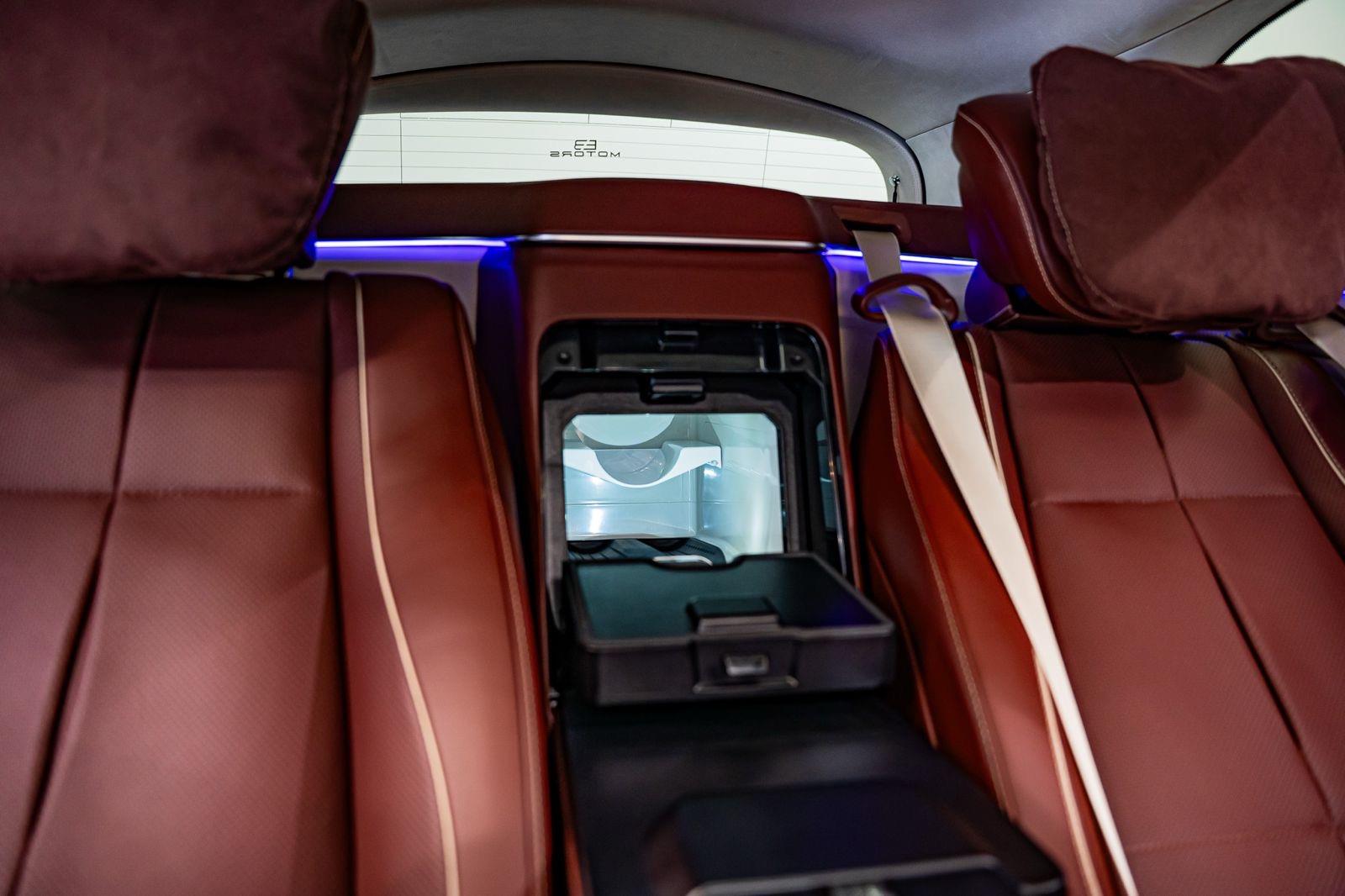 2024 Mercedes-Maybach GLS GLS600, photo 13 of 30