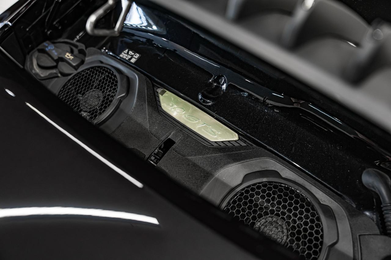 2024 Porsche 911 Carrera 4 GTS Coupe, photo 19 of 22
