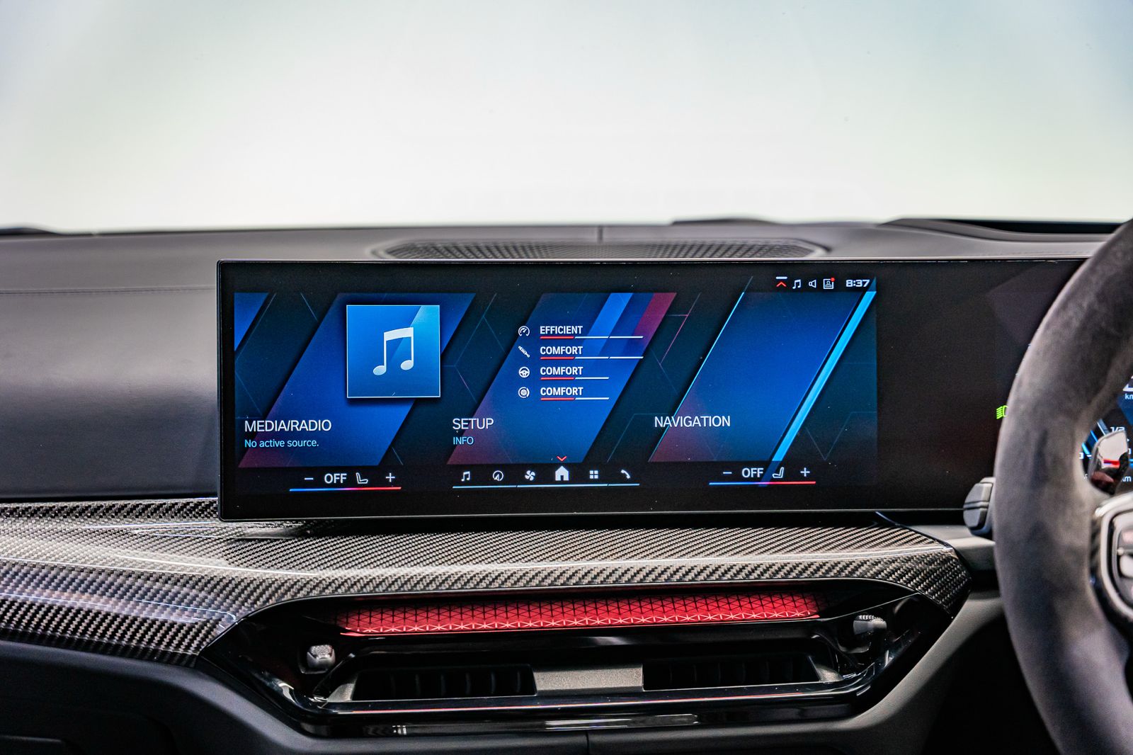 2025 BMW M4 CS, photo 15 of 30