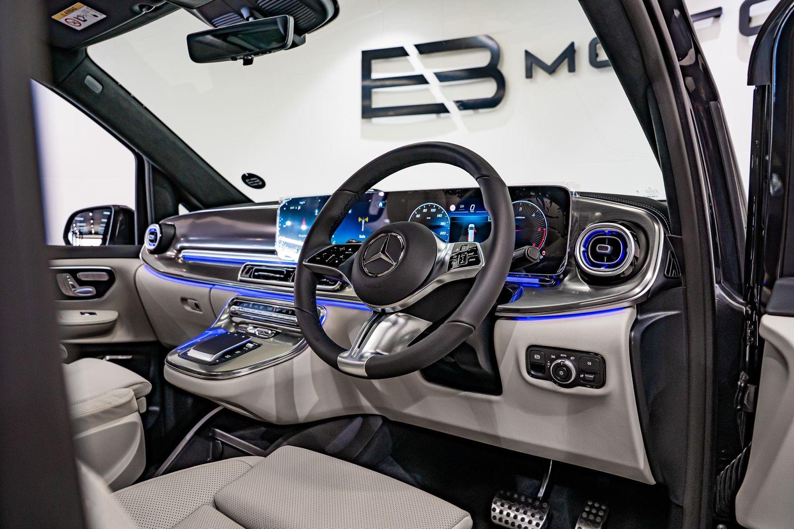 2026 Mercedes-Benz V-Class V300d Exclusive, photo 18 of 20