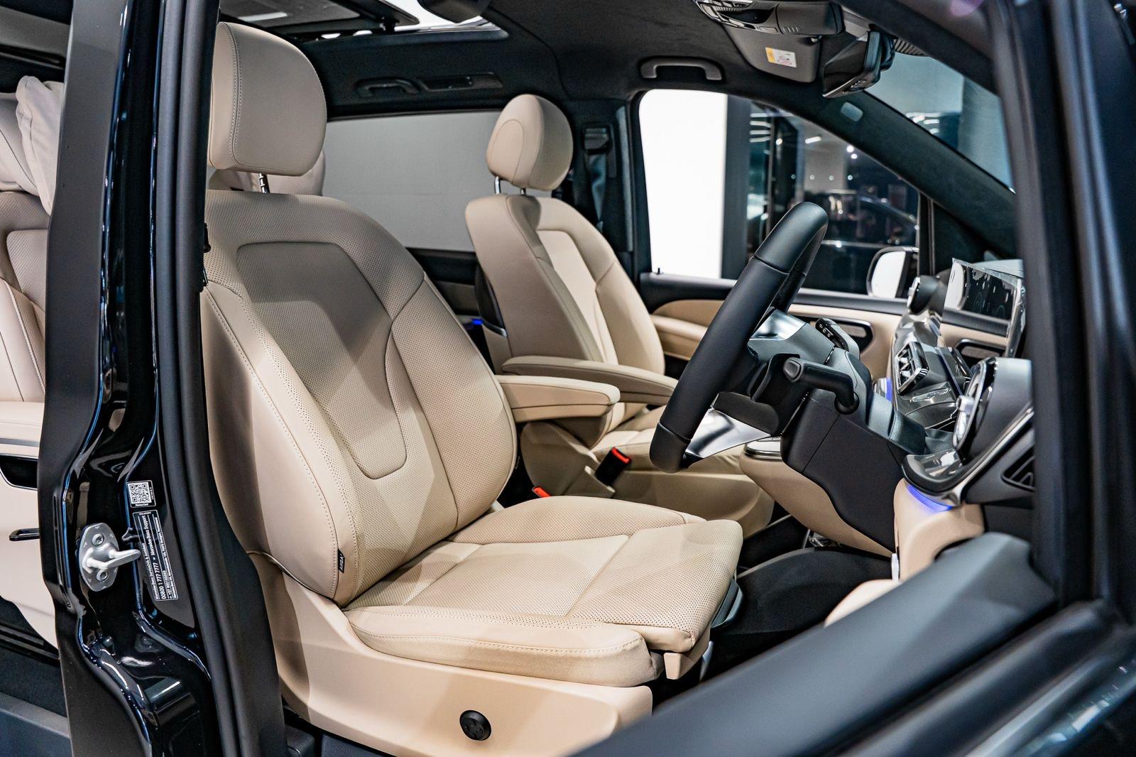 2026 Mercedes-Benz V-Class V300d Exclusive, photo 7 of 20